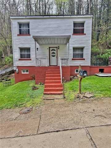 125 Hastings Drive, Belle, WV 25015