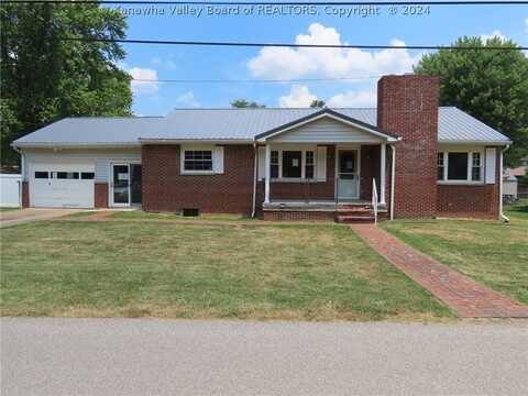 197 Oak Drive, Spencer, WV 25276