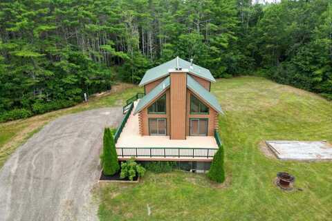 26 Wheelie Way, Wiscasset, ME 04578