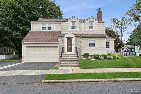 33 Overlook Terrace, Maplewood, NJ 07040