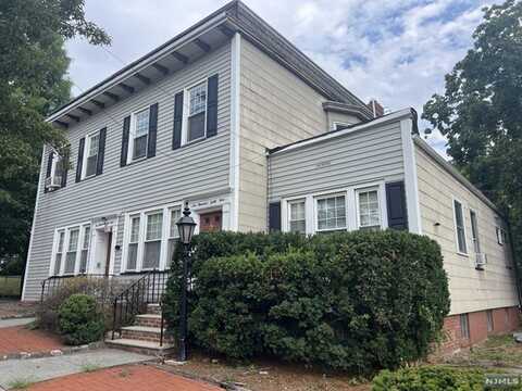 644 Oradell Avenue, Oradell, NJ 07649