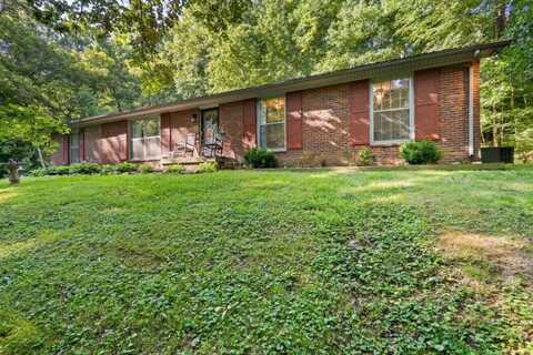 418 Winding Way Rd., Clarksville, AL 37043