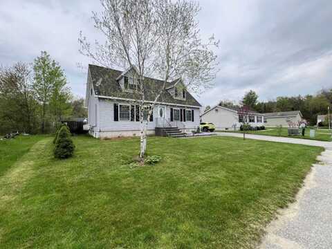 18 Darcy Drive, Lewiston, ME 04240