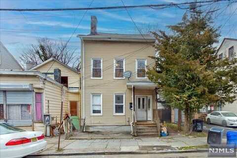 78 Arch Street, Paterson, NJ 07522