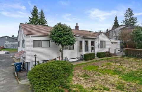 2416 NE 16th St, Renton, WA 98056