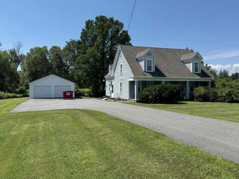 526 Gardiner Road, Dresden, ME 04342