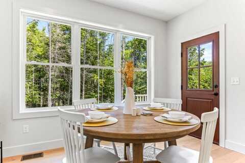 3 Lucy Lane, York, ME 03909