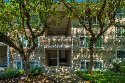 9838 NE 122nd Street, Kirkland, WA 98034