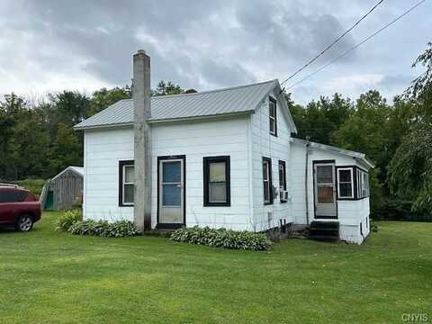 2906 County Route 6, New Haven, NY 13069