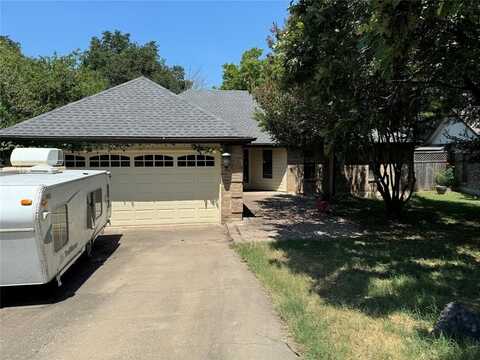 808 Valley Meadow DR, Pflugerville, TX 78660