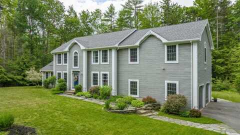 38 Abbey Lane, North Yarmouth, ME 04097