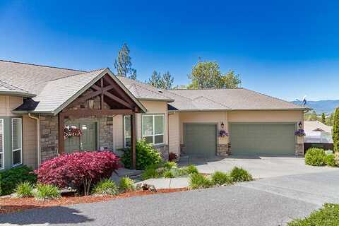 1893 NW Sunview Pl, Grants Pass, AL 97526