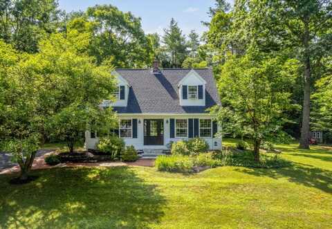 24 Bear Run, Gorham, ME 04038