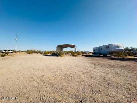 27131 Yucca Ln, Bouse, AZ 85325