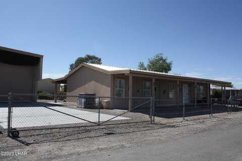 39968 Washington Dr, Salome, AZ 85348