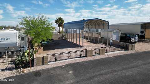 62 N Sunflower Ln, Quartzsite, AZ 85346