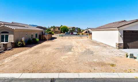 665 Grand Island Dr, Lake Havasu City, AZ 86403