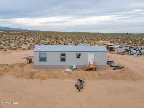 17046 S Richard Rd, Yucca, AZ 86438