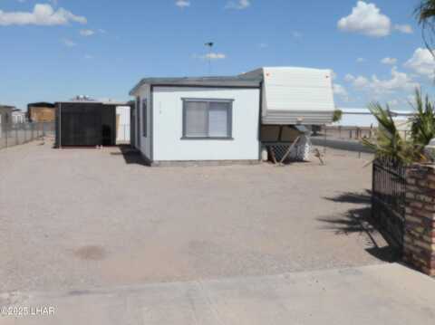 598 W Desert Dr, Quartzsite, AZ 85346