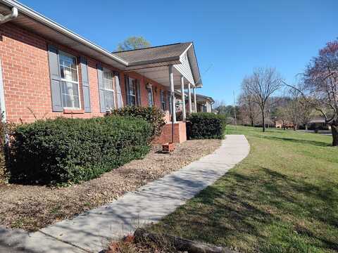 800 Pinewood Circle, Morristown, TN 37814