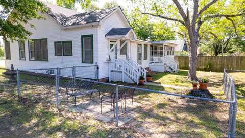 1000 Nelson, Linden, TX 75563