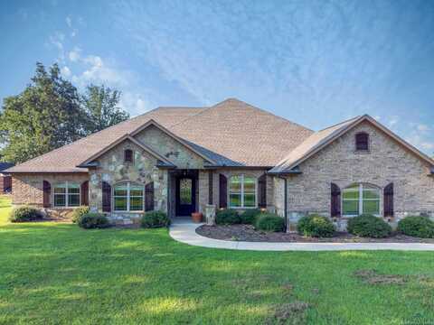 237 E Burton Dr, Longview, TX 75603