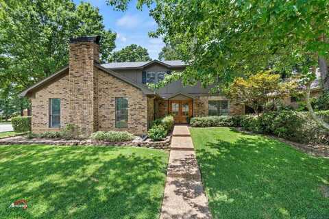 1307 Wisteria Ln, Longview, TX 75604