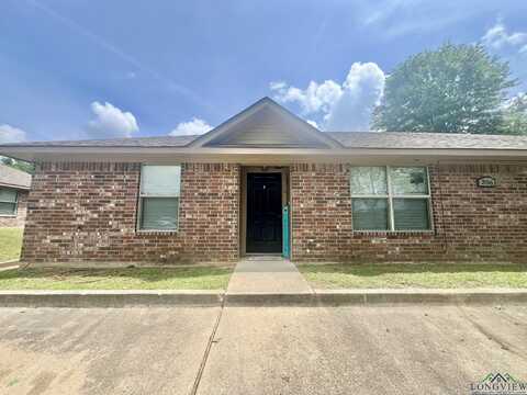 206 N Chestnut St, Hallsville, TX 75650