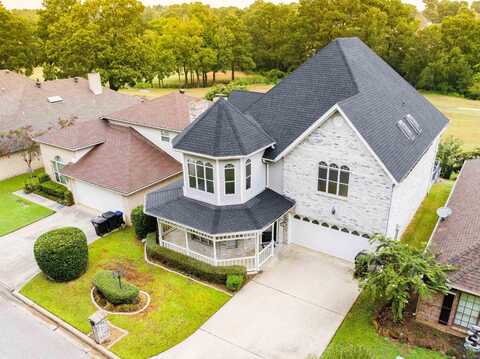 26 Oak Creek Ridge Dr, Longview, TX 75605