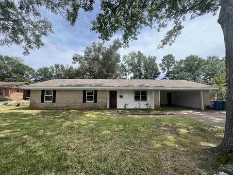 2317 Kaynell Dr., Henderson, TX 75654