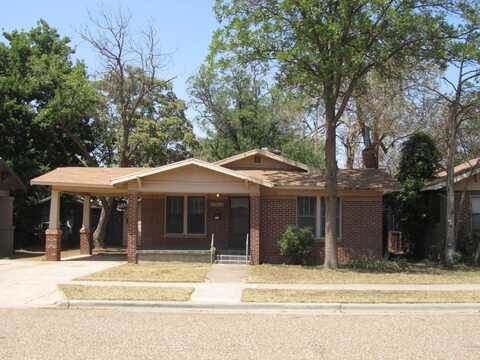 2210 18th Street, Lubbock, TX 79401