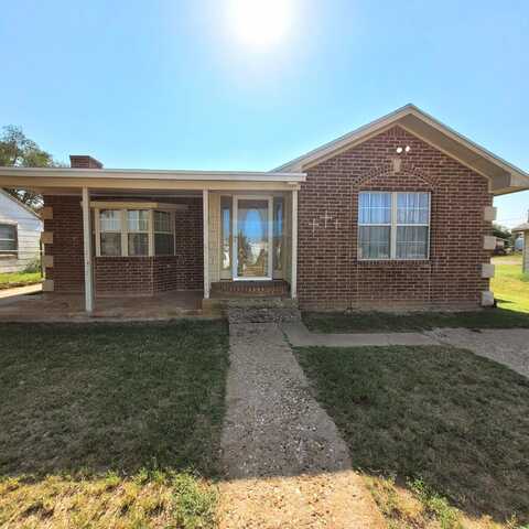 906 3rd Street, Brownfield, TX 79316