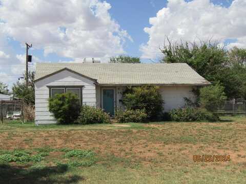 503 Cactus Drive, Levelland, TX 79336