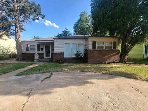 2403 30th Street, Lubbock, TX 79411