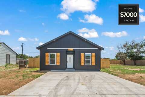 2911 Duke Street, Lubbock, TX 79415