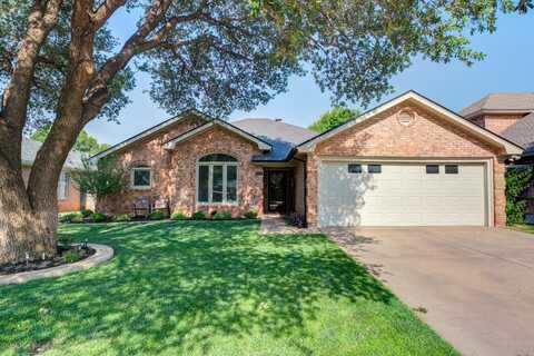 8204 Colton Avenue, Lubbock, TX 79424