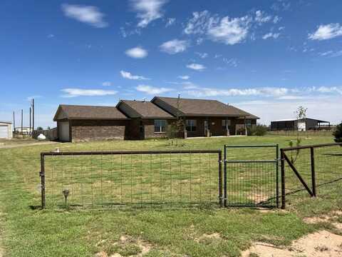 3931 Macaw Road, Ropesville, TX 79358