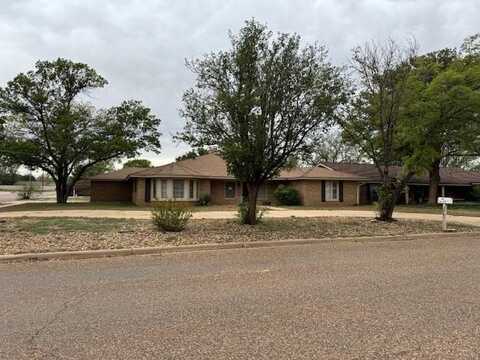 1601 Paseo Circle, Brownfield, TX 79316