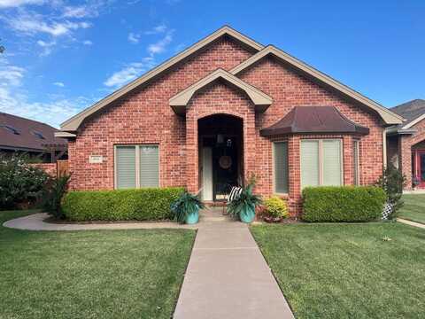 506 Holiday Drive, Plainview, TX 79072