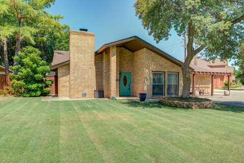 8712 Toledo, Lubbock, TX 79424