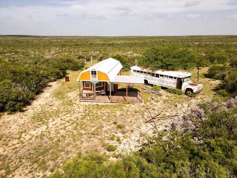 212 PR 3401, Freer, TX 78341