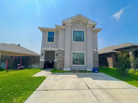 2036 Port Louisiana Dr, laredo, TX 78045