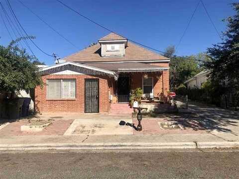 704 Laredo St, Laredo, TX 78040