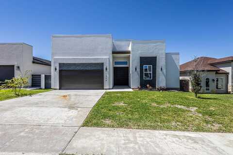 1506 Ocaso Dr., Laredo, TX 78045