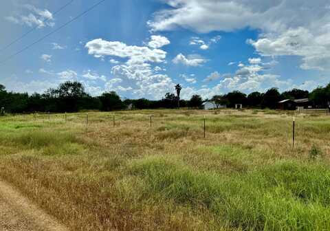 272 County Road 324, Alice, TX 78332