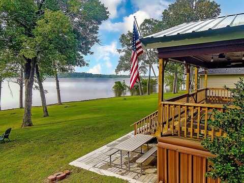 199 Paradise Drive, Zavalla, TX 75980