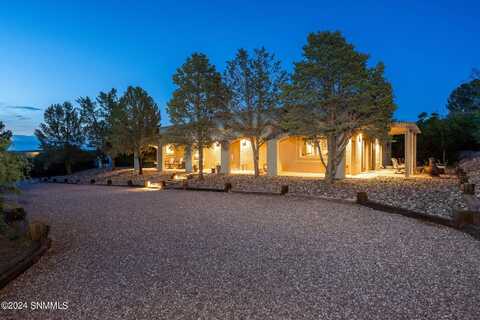 4537 Mockingbird Street, Las Cruces, NM 88011