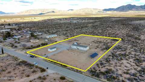 7050 Macarthur Road, Las Cruces, NM 88012