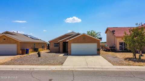 1351 Fountain Loop, Las Cruces, NM 88007