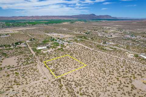 5812 La Reina Road, Las Cruces, NM 88012